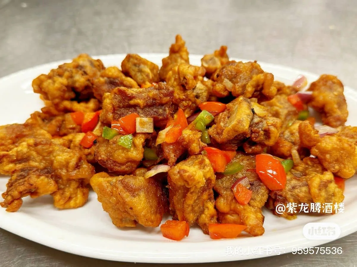 Garlic Pork Rib 蒜香排骨 at Dragon Emperor Saskatoon Chinese Restaurant