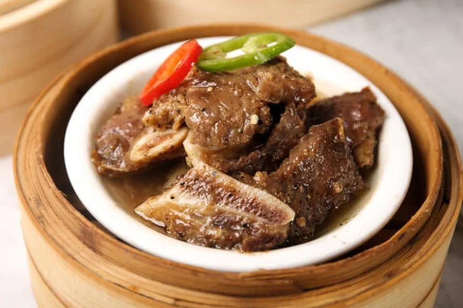 Steamed Beef Rib with Black Bean Sauce / 黑椒牛仔骨 at Dragon Emperor – Saskatoon Chinese Restaurant