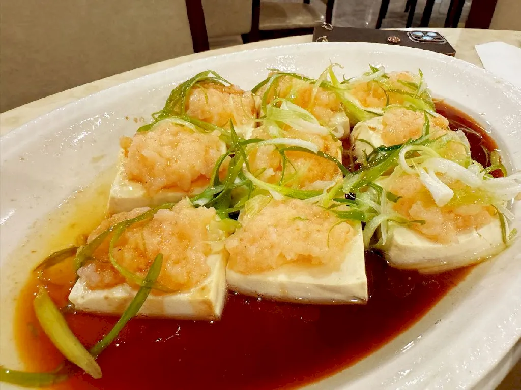 71. Steamed Bean Cakes Stuffed with Shrimp 百花蒸酿豆腐