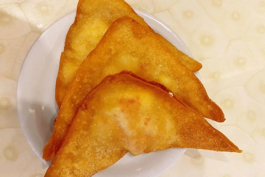 Crab Rangoon / 忌廉芝士蟹角 at Dragon Emperor – Saskatoon Chinese Restaurant