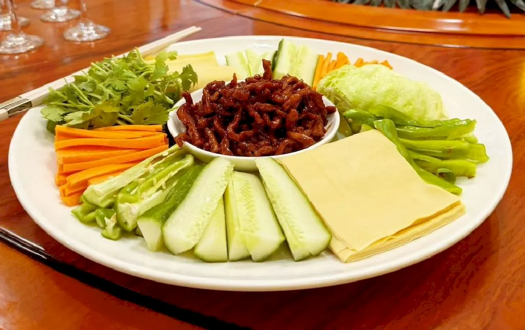 Shredded Pork Peking Sauce Saskatoon - Dragon Emperor Dim Sum Restaurant