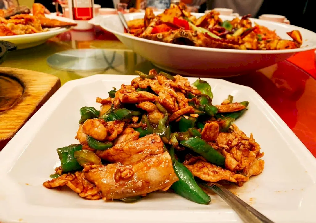 Spicy Pork with Green Pepper Saskatoon - Dragon Emperor Dim Sum Restaurant